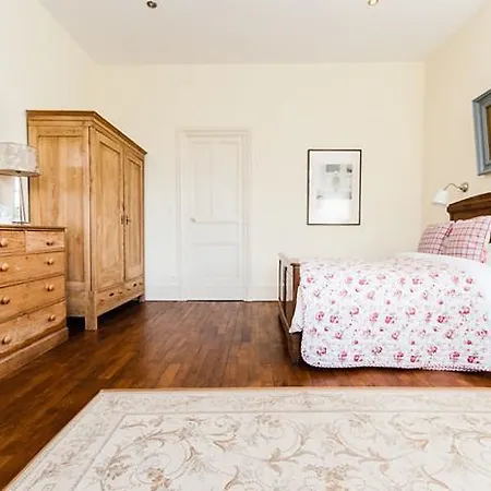 Chateau De La Lanette 4* Saléchan